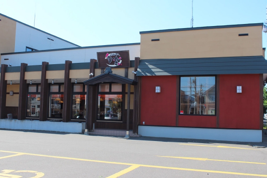 回転寿し旬楽 千歳店の外観