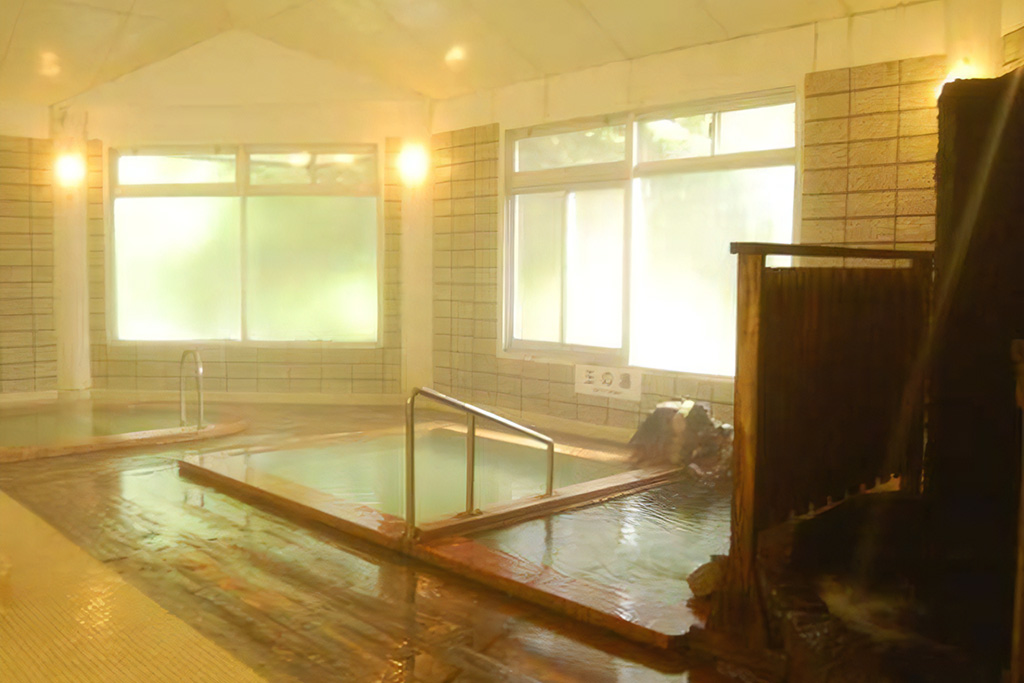 カルルス温泉鈴木旅館の内湯